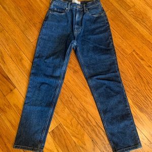 Everlane Original Cheeky Jean, Size 25 in Washed Midnight